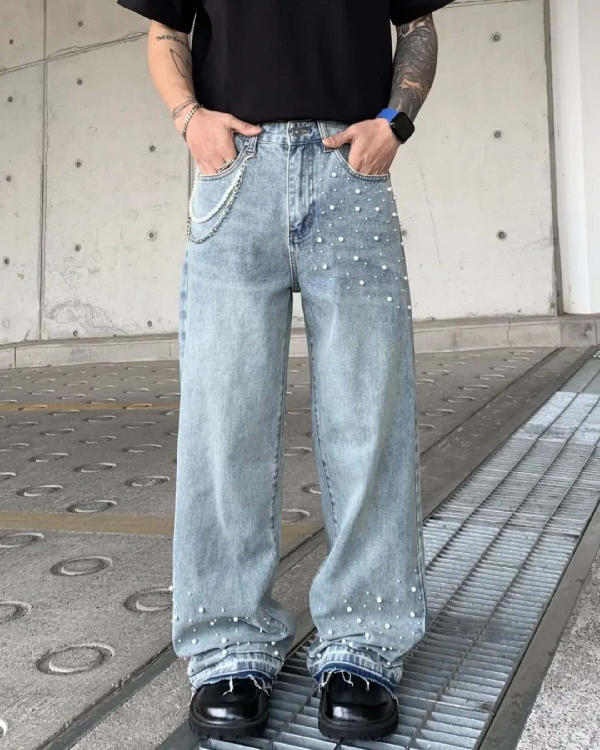 Midnight-Drop Jeans