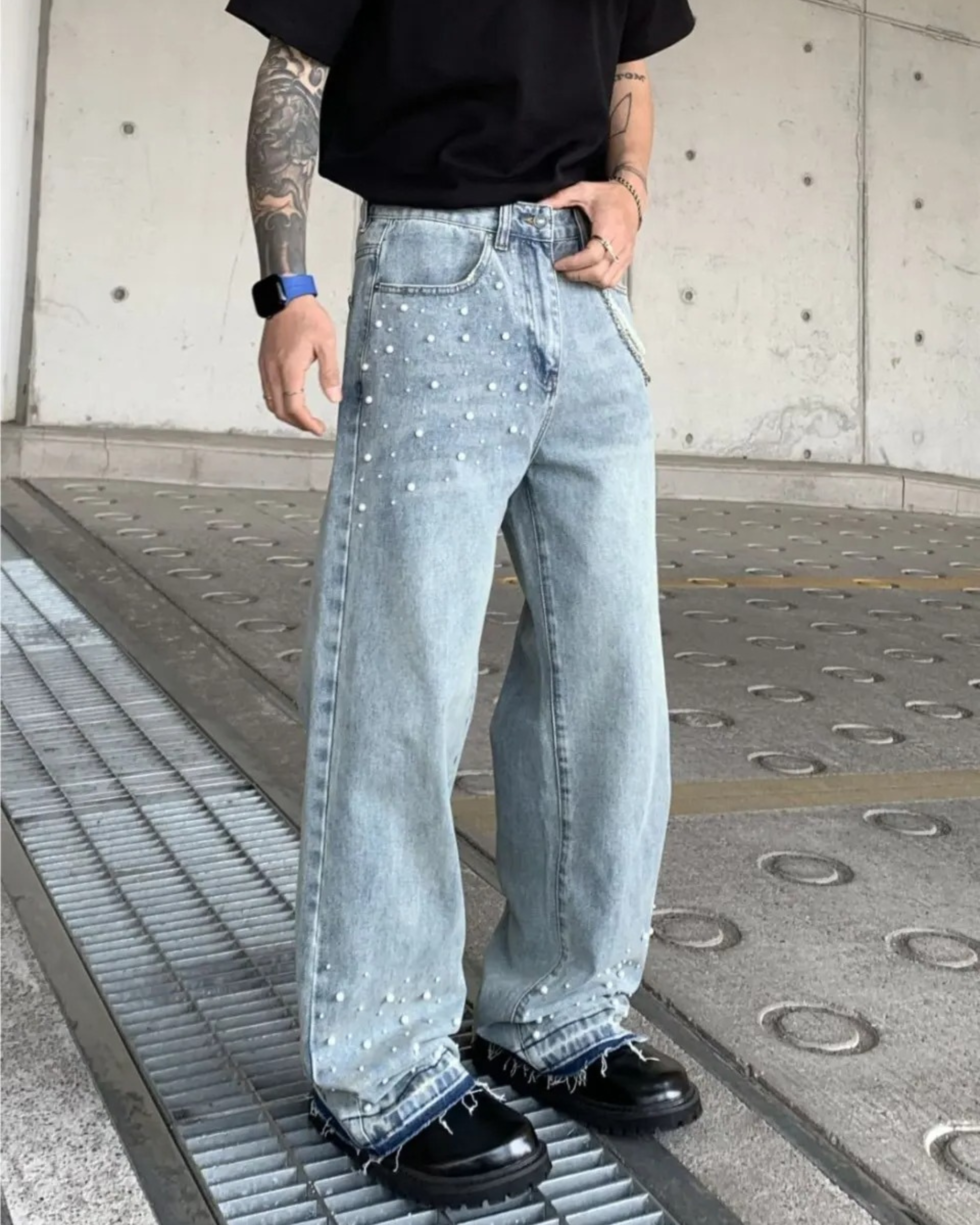 Midnight-Drop Jeans