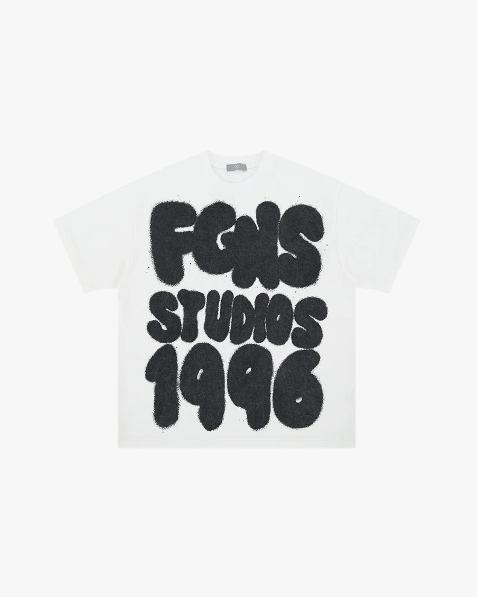 tshirt-man-white-street-casual